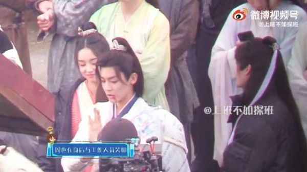 侯明昊和周也还拍过什么？魔王耀变刷武器装备