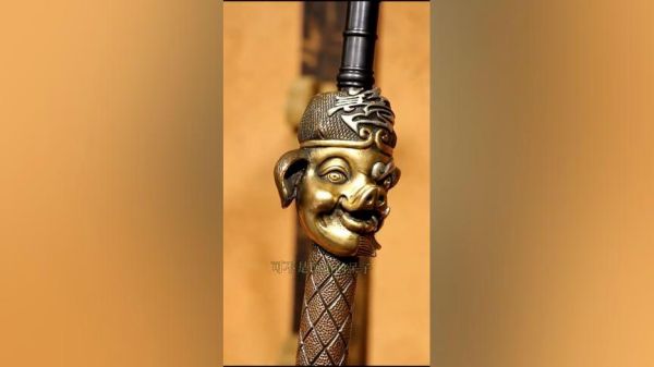 天蓬元帅的兵器身什么？天蓬的武器
