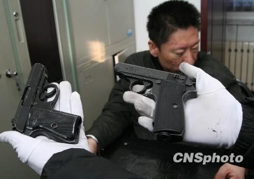 火车乘警带的啥枪，有子弹吗？上人的武器弟39集