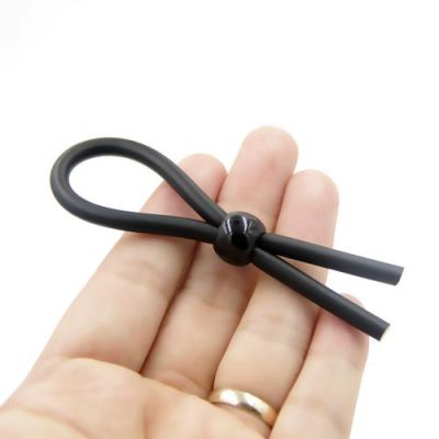 袋口双拉绳的穿法？武器双环圈