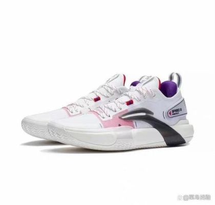 闪击9夏季版和原版区别？夏日套有武器外观吗