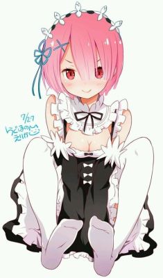 穿白色丝袜的动漫美少女的名字？（动漫用丝做武器）