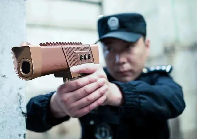 非致命武器主要包括？（什么武器能致命）