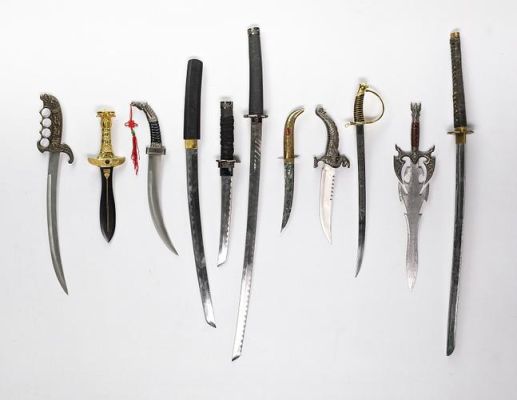 古代刺客用的刀？（刺客使用的武器）