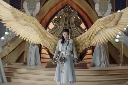 九州天空城2女主脖子那里为什么在发光？（九州天空城3d武器发光）