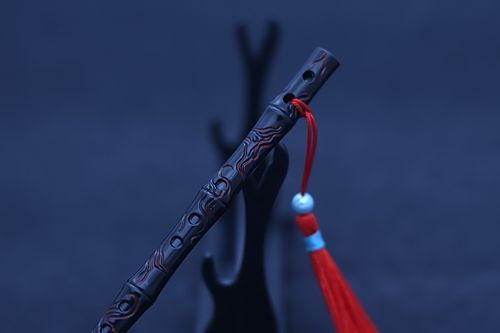 魏无羡的笛子用什么做的？（可随手做出的武器）