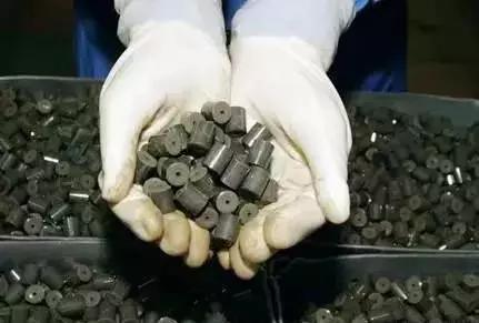 制造核武器的原料铀和钚是什么东西？（核武器的制造）