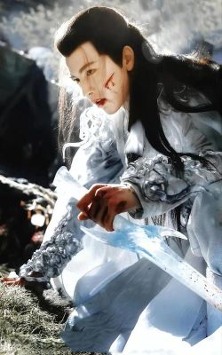 苍兰诀长珩的武器是什么？（诀是什么武器）
