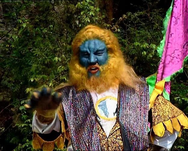 西游记，里面拿着火尖枪的妖精是谁？（妖魔武器）