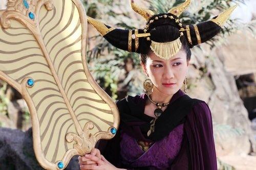 西游记，里面拿着火尖枪的妖精是谁？（妖魔武器）