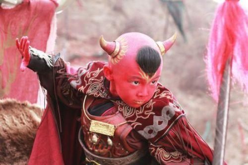 红孩儿用的是什么武器？（红孩儿用什么武器）