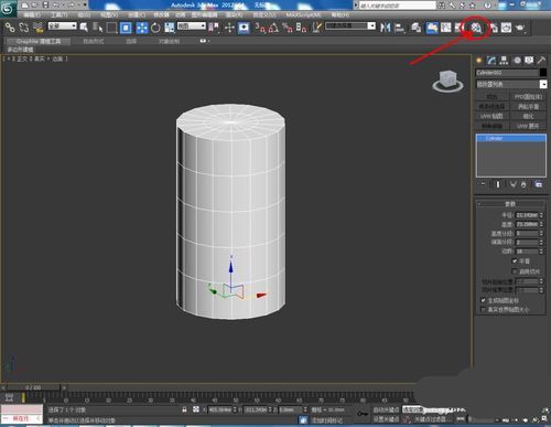 在3Dmax中怎么把字环绕贴在圆柱体上面？（天下3武器怎么变形）