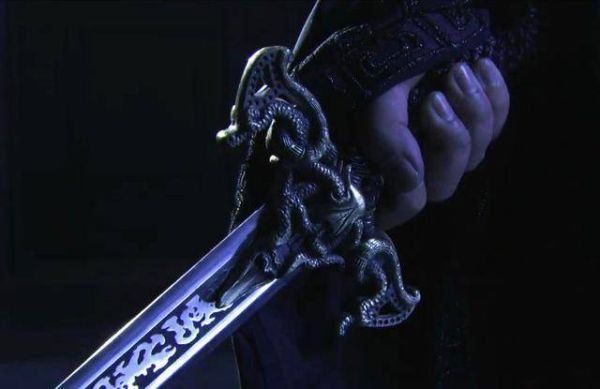 幽兰剑和链子刀哪个厉害？（武器链子）