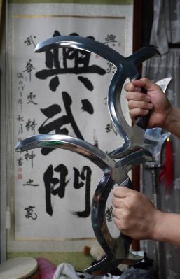 象棋子午剑是什么意思？（现在什么武器可以卡子午）