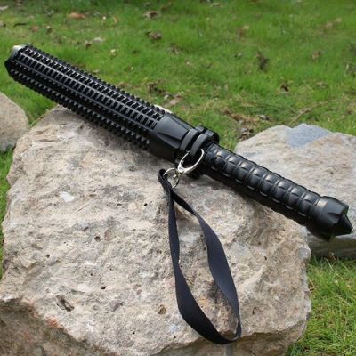 什么样的防身武器可以带不犯法？（以下哪个武器不会被反击）