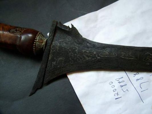 天外陨铁怎么打造？（陨铁制造的武器）
