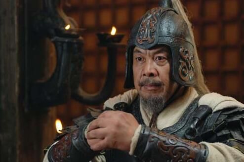 历史周泰的武器是什么？（三国演义周泰用什么武器）