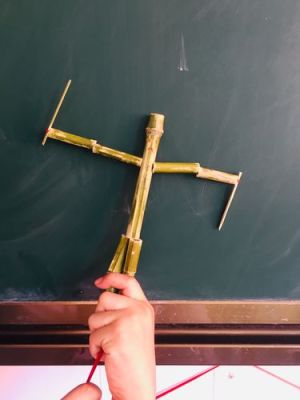 给竹节人的长矛怎么做？（用竹子做的武器）