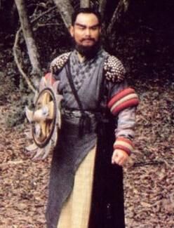 金轮法王的兵器是什么？（金轮武器）