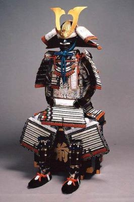 织田信长的武器有哪些？（日本战国名武器）