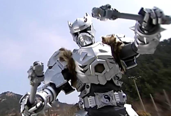 铠甲勇士明界铠甲武器？（凯甲勇士秘密武器）