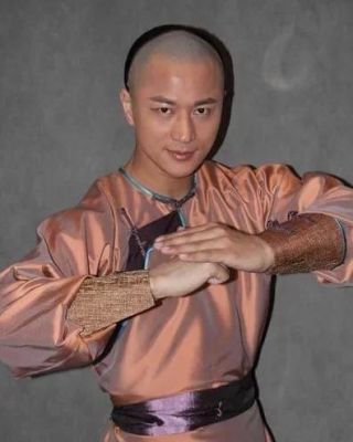 怪侠欧阳德演的什么？（大话2淳郡王武器）