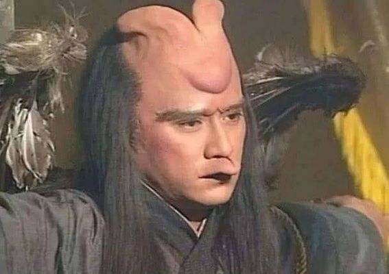 在封神演义中南极仙翁有几个法宝？（雷震子的武器）