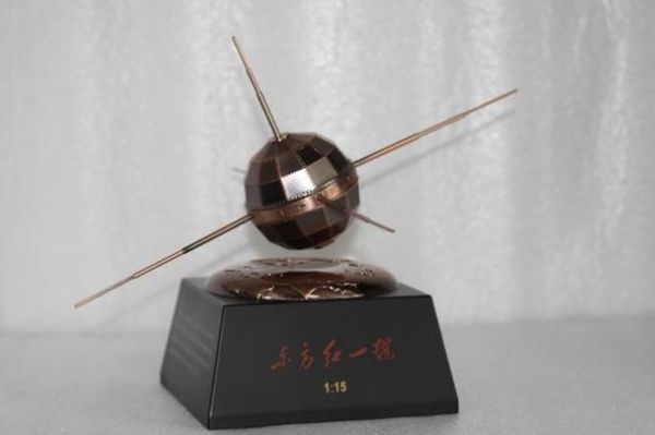 两弹一星指的哪两弹？（新惊天动地神圣武器）