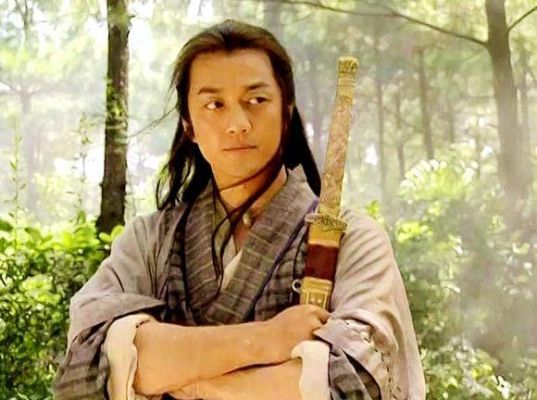令狐冲独孤九剑学了几剑？（令狐冲的武器）