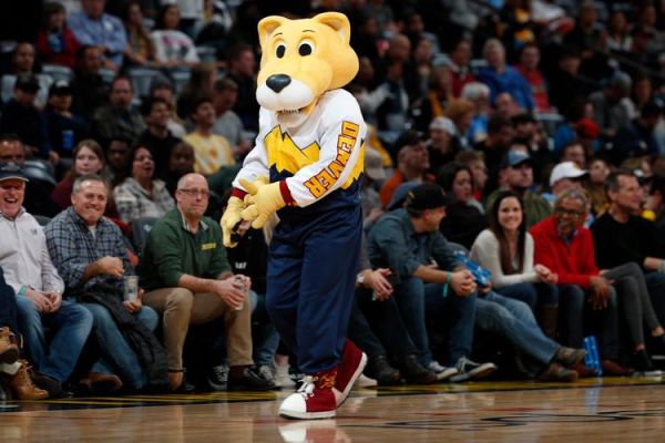 NBA各队的吉祥物分别是什么？（洛奇 单手武器）