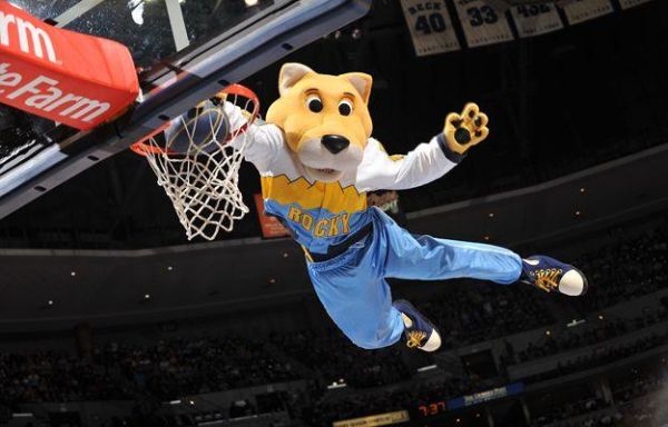 NBA各队的吉祥物分别是什么？（洛奇 单手武器）