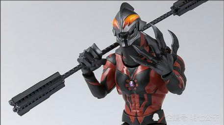 贝利亚手里的武器是什么武器？（天使的武器是什么）