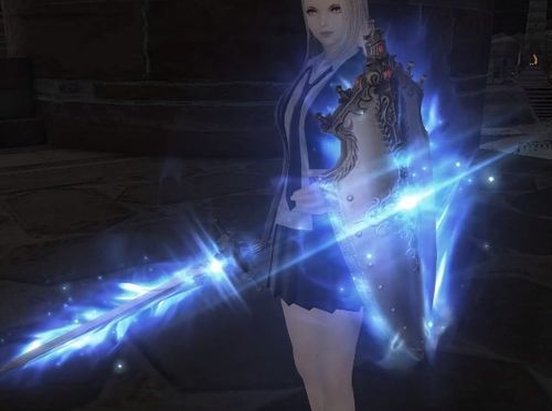 ff14蓝色装备幻化之后可以染色么？（ff14武器染色）