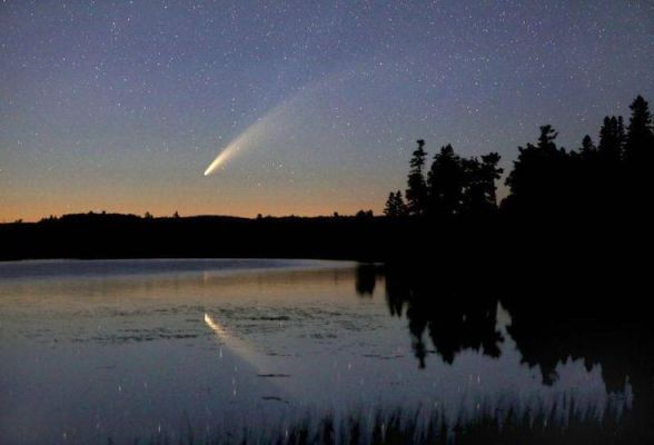 用彗星陨石流逝追溯劫难漂移造句？（彗星武器对比暗黑无常）