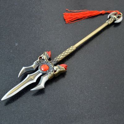 吕布用什么兵器？（吕布的武器图片）