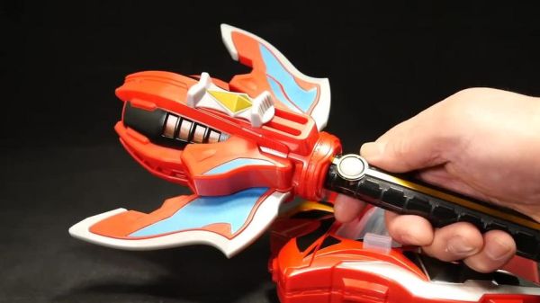 怎么做机动奥特曼的武器？（虐杀原形a哥武器）