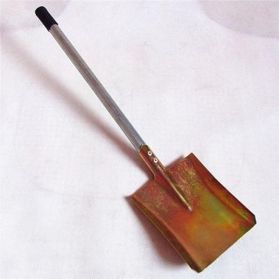 摸爬叉需要准备什么？（穿火英雄武器铁铲）