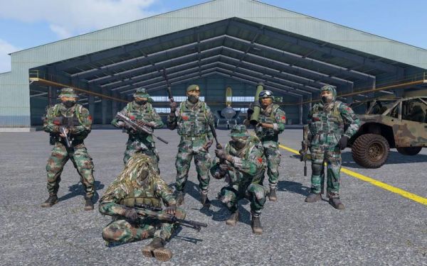 武装突袭3如何给人物换枪？（武装突袭3  换武器）