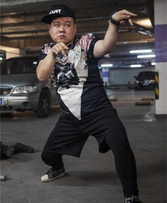 快手煎饼侠到底是谁？（煎饼侠的武器）