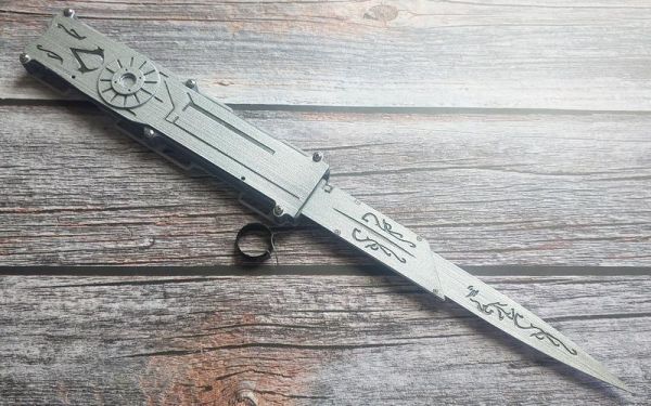 刺客信条2启示录武器？（埃齐奥武器）