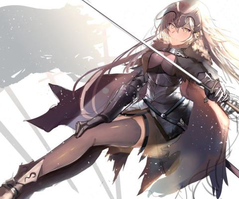 一个拿盾少女的动漫？（手执武器的动漫女孩）