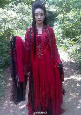 花千骨身体里的妖神怎样出世的？（异朽武器断念）