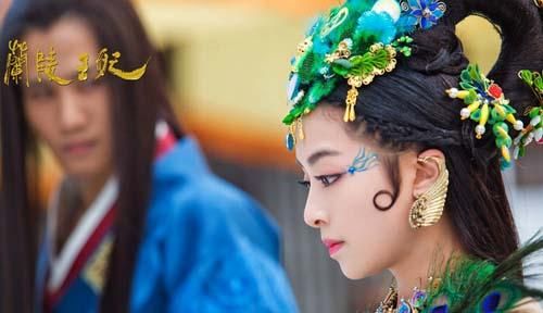 元清锁是兰陵王妃吗？（缔造者镇魂武器选择）