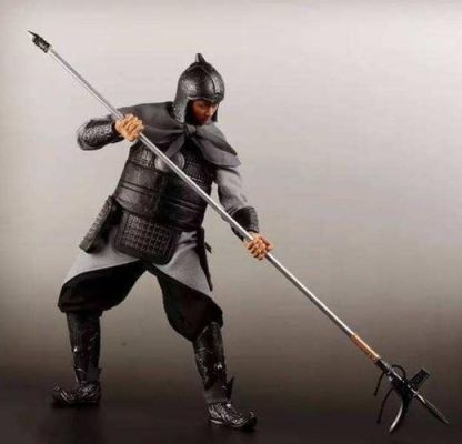 古代战场上常用的兵器？（古代战士武器）