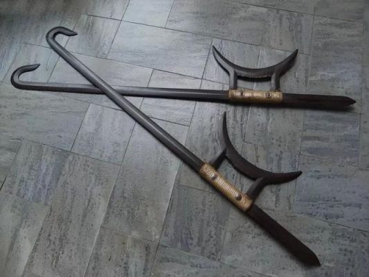 吴钩是什么兵器？（吴钩 武器）