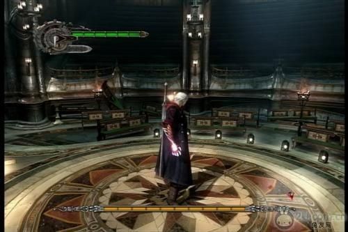 《鬼泣4》里面如何翻滚啊？（ps3鬼泣4武器锁定）