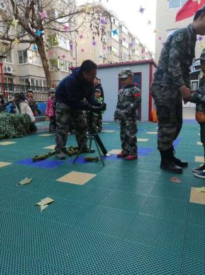 小孩对军事特别感兴趣如何培养？（幼儿简单武器图片大全）