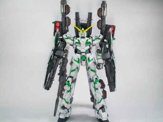 独角兽高达全部机型？（高达武器旗）