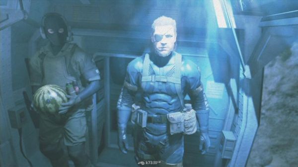 合金装备5没法带两把主武器？（合金装备5 副手武器）