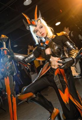 花木兰平a怎么穿插？（花木兰cosplay武器）